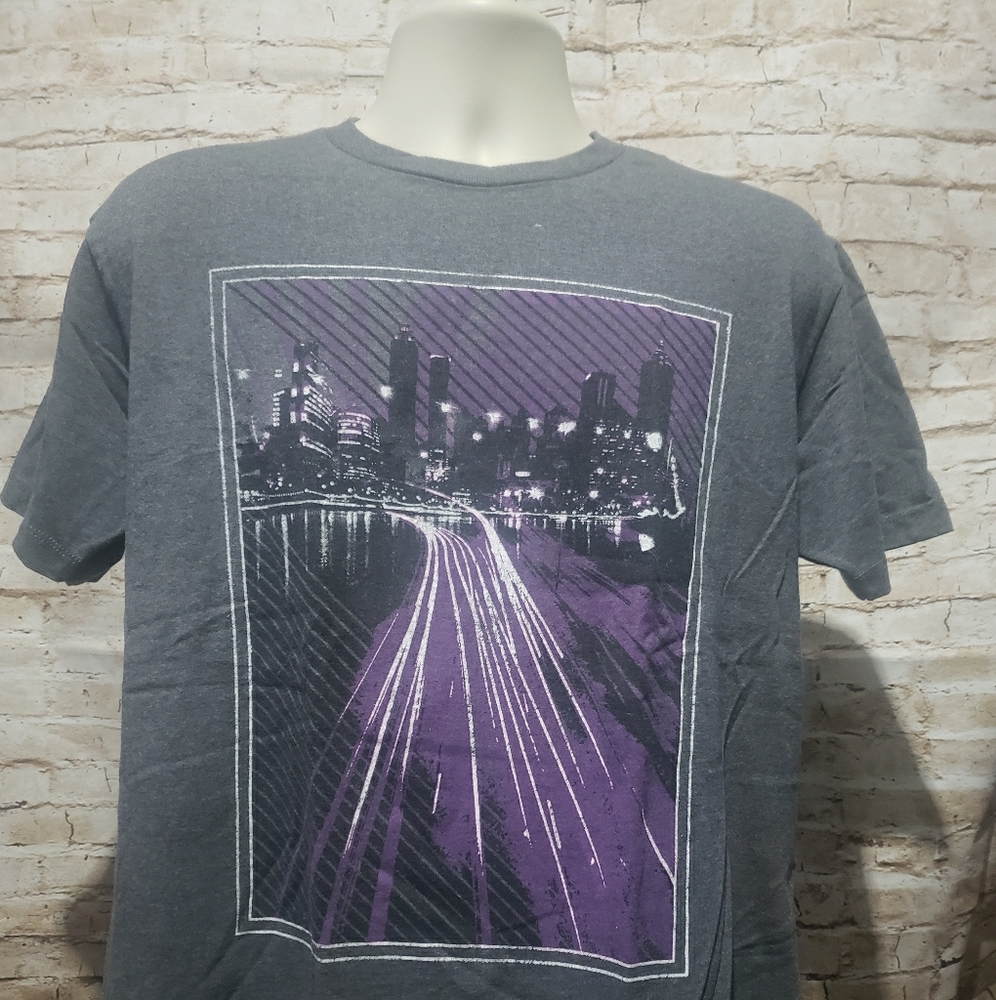 Structure City Nights Graphic Tee Size Large